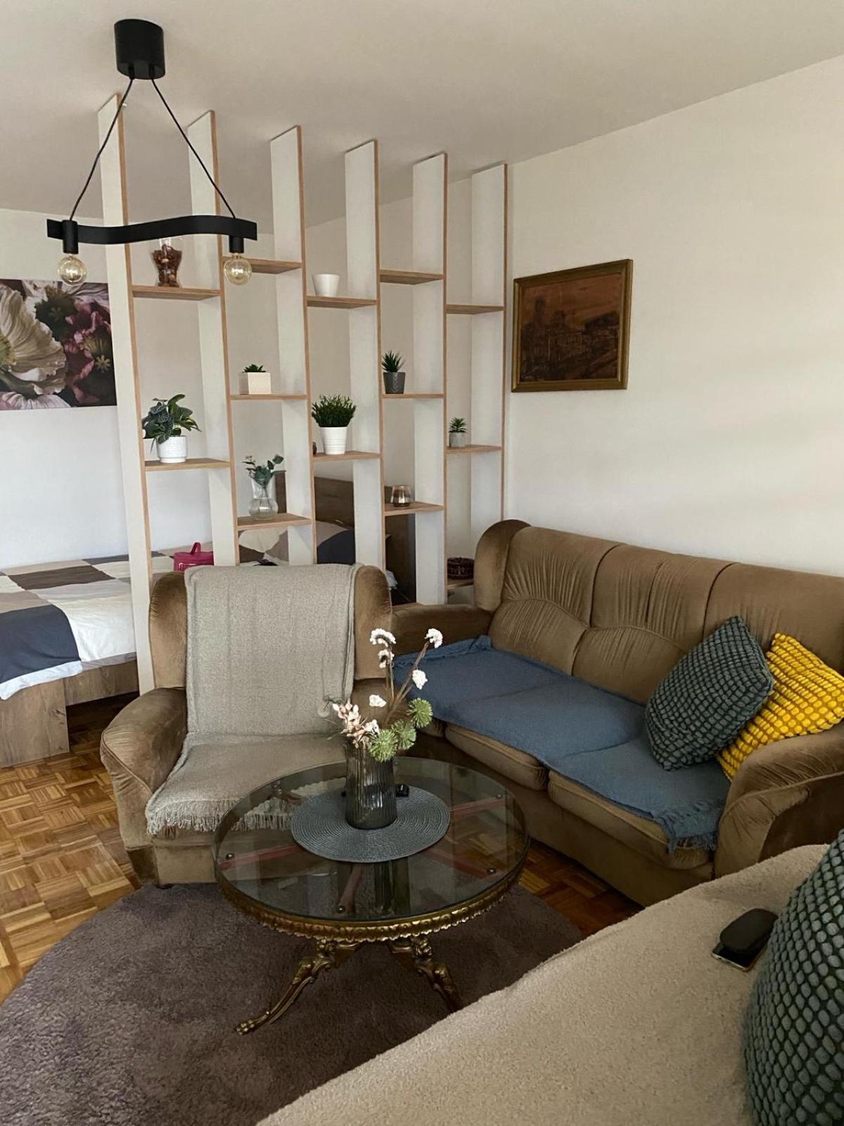 Comfy Apartma